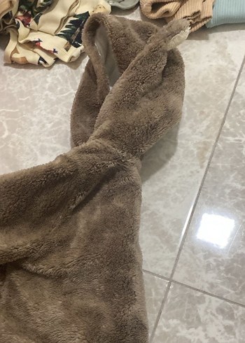 Kapüşonlu Erkek Çocuk Kahverengi Kürklü Mont - Görsel 2