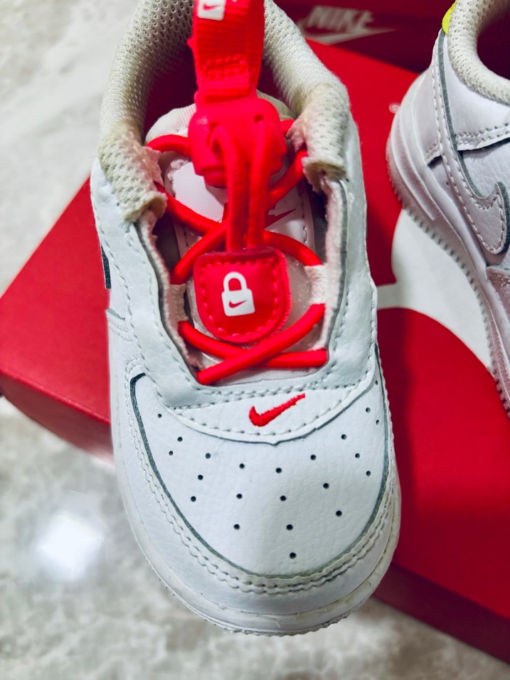 Nike marka akıllı bağcıklı sıfır ayarında - Görsel 2