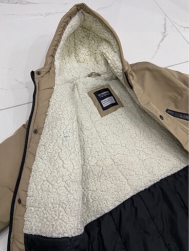 LC WAİKİKİ  erkek çocuk kaban - Görsel 6