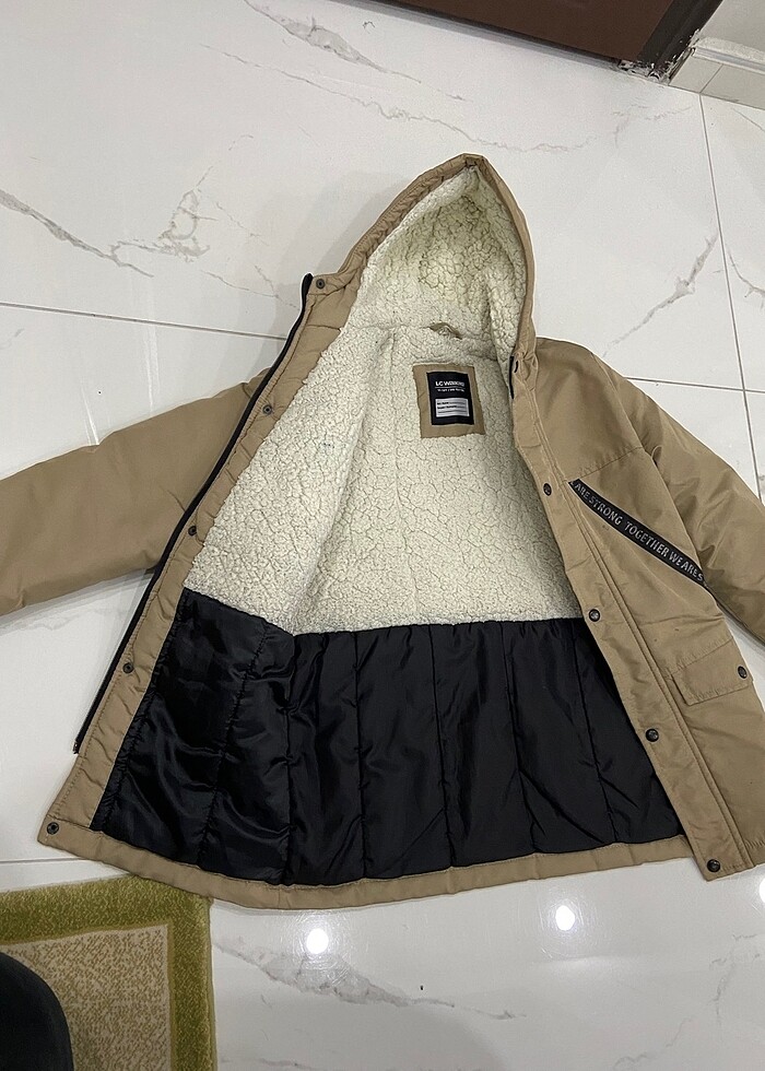 LC WAİKİKİ  erkek çocuk kaban - Görsel 3