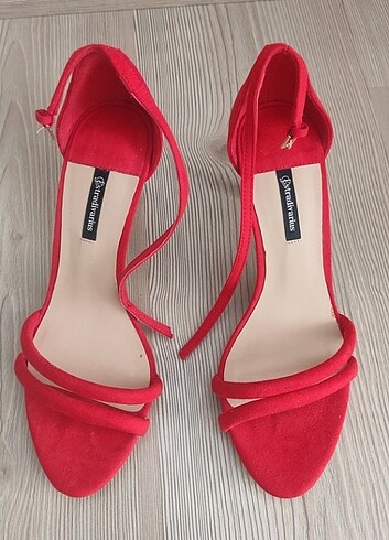 İnce topuklu ayakkabı Stradivarius  - Görsel 10