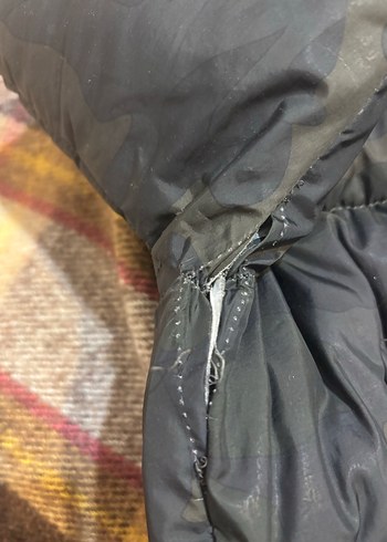 Erkek Çocuk Kamuflaj Desenli Kapüşonlu Mont - Görsel 4