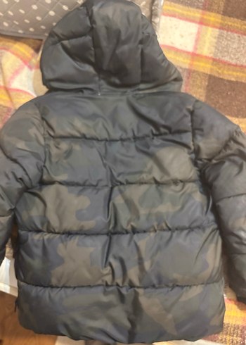 Erkek Çocuk Kamuflaj Desenli Kapüşonlu Mont - Görsel 5