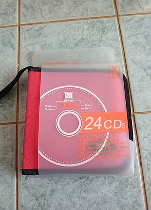 CD ÇANTASI 24 Lu