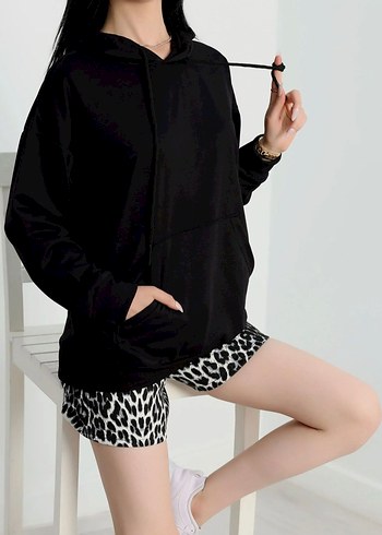 Siyah Kapüşonlu Rahat Kesim Sweatshirt - Görsel 2