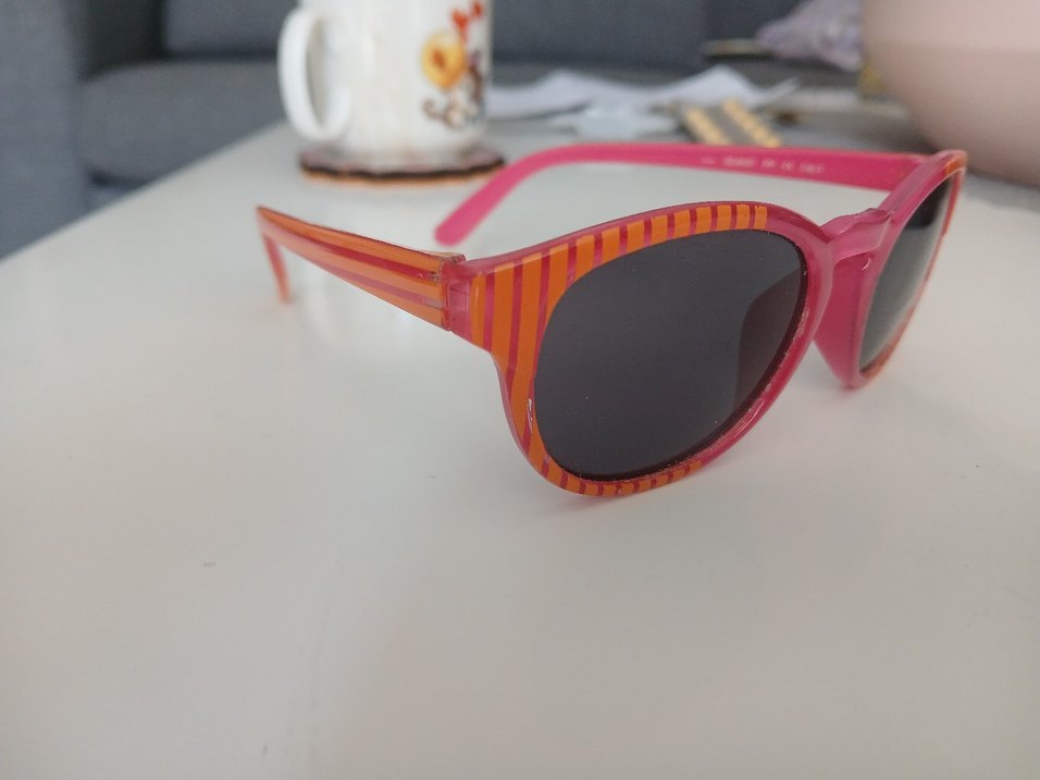 Pembe Retro Çocuk Güneş Gözlüğü - Görsel 3