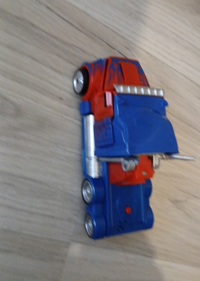 Transformens bemble be arkadaşı - Görsel 3