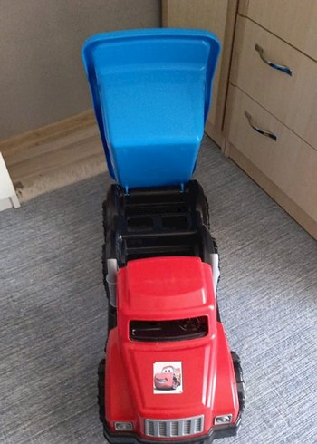 Renkli Kırmızı Oyuncak Kamyon - Görsel 5