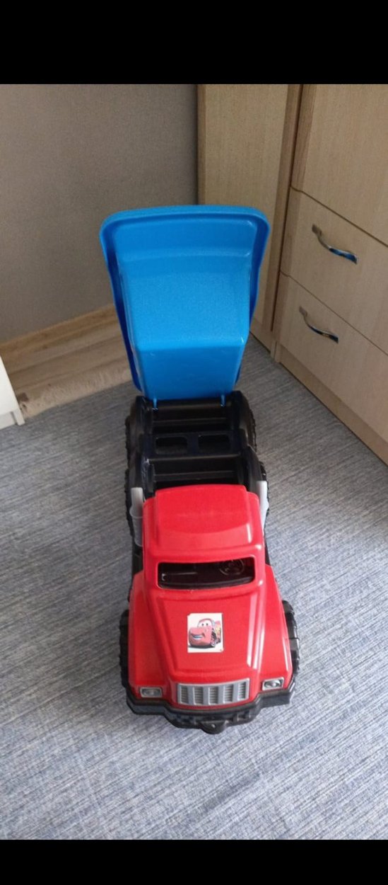 Renkli Kırmızı Oyuncak Kamyon - Görsel 5