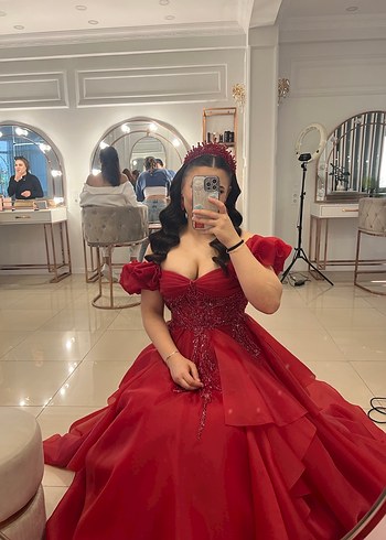 Kırmızı Uzun Drapeli Straplez Gelinlik - Görsel 3