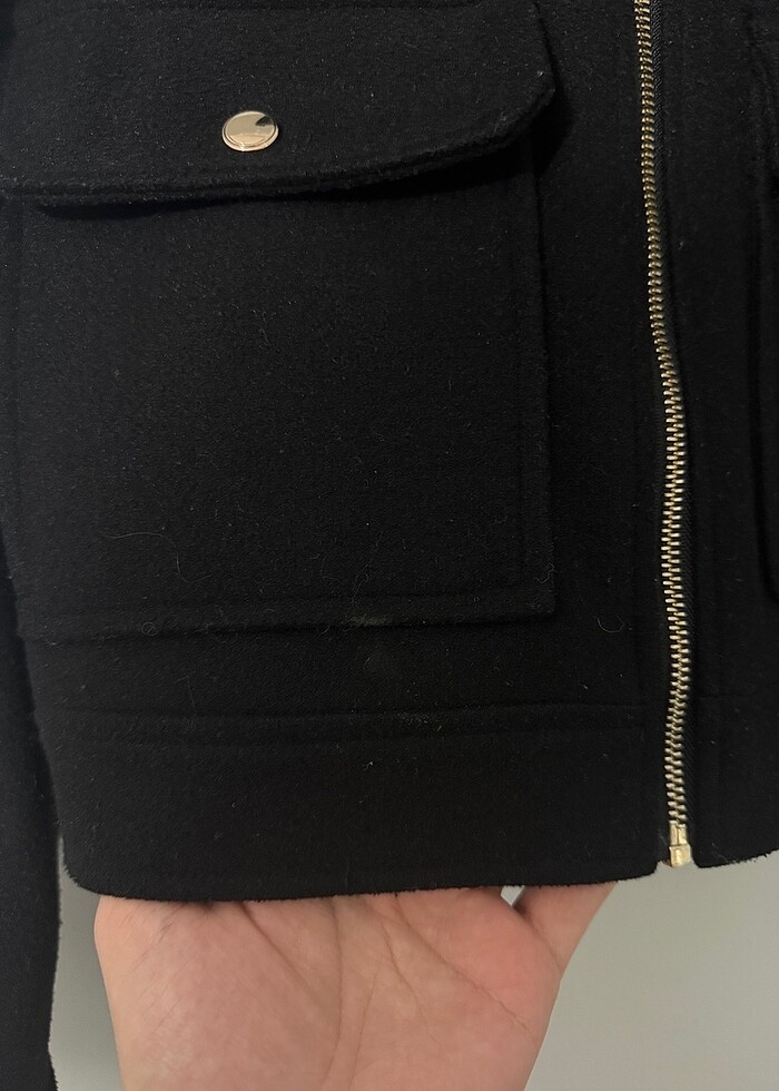 Zara Gold Fermuarlı Siyah Kaşe ceket - Görsel 3