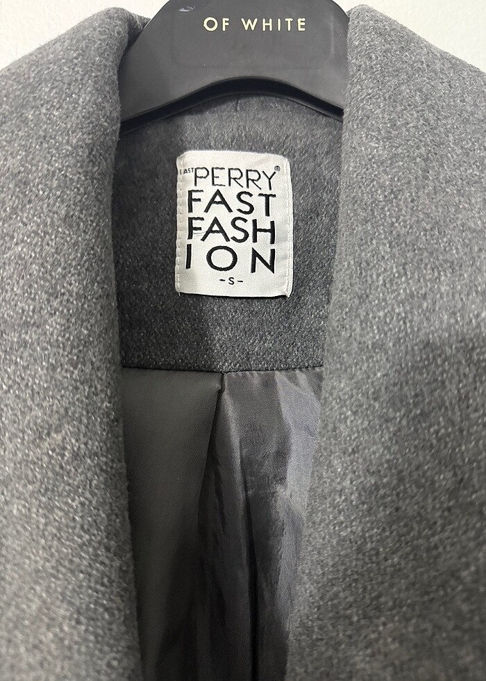 Perry Marka Gri Kuşaklı Kaban - Görsel 3