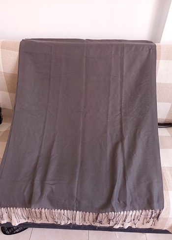 Kadın Gri Yumuşak Şal - Görsel 4