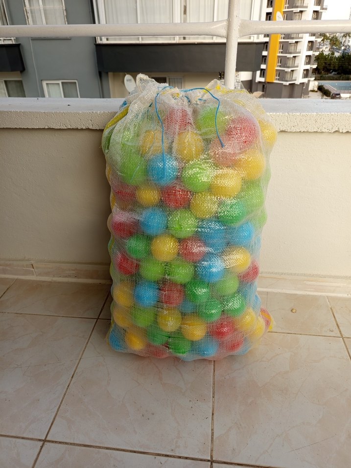 Renkli Oyun Topları - Görsel 2