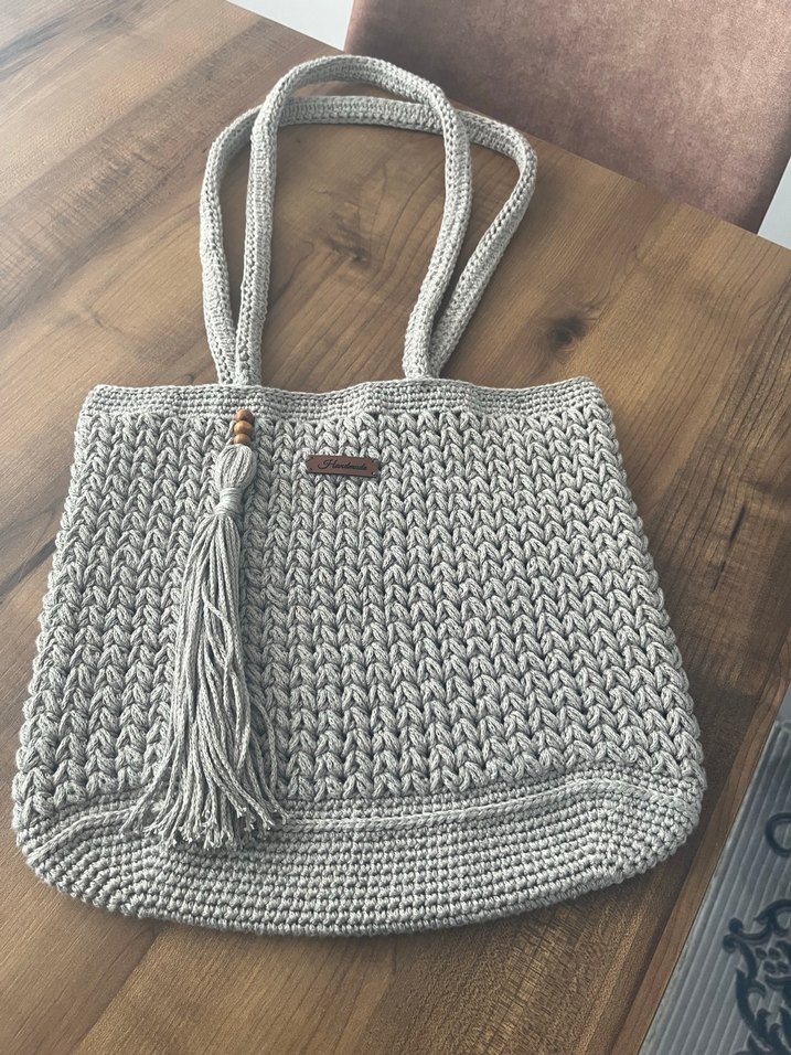 Gri Örgü Kadın Çanta Püsküllü - Görsel 2
