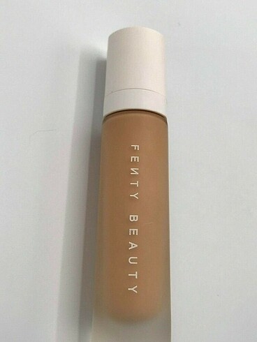 Fenty fondöten