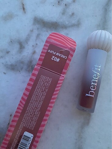 Benefit Benefit ruj