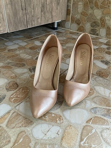 Diğer Stiletto