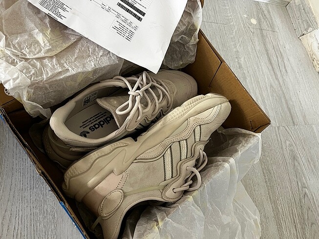 Adidas spor ayakkabı