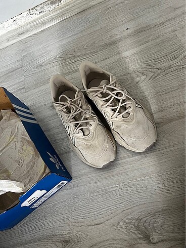 39 Beden ten rengi Renk Adidas spor ayakkabı