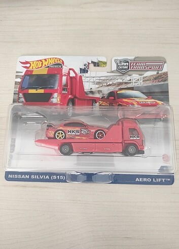 HOT WHEELS PREMIUM TT NISSAN SILVIA S15