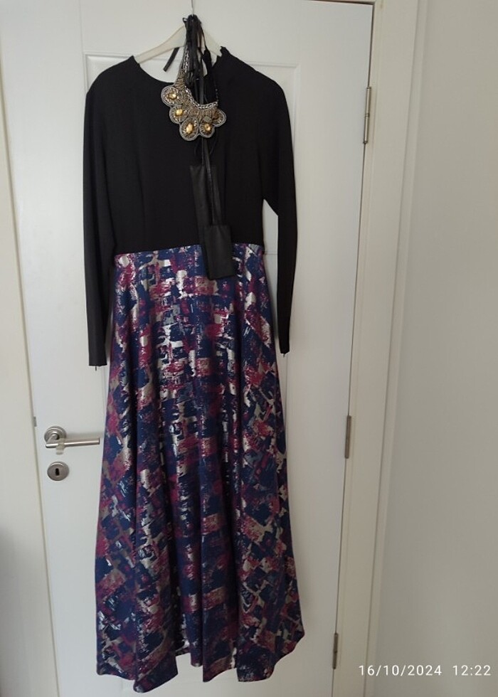 Siyah elbise - Görsel 3