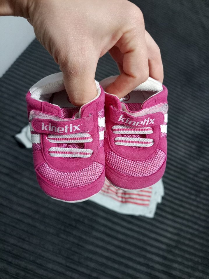 Gri Kapüşonlu Uzun Kollu Bebek Kız Takımı - Görsel 3