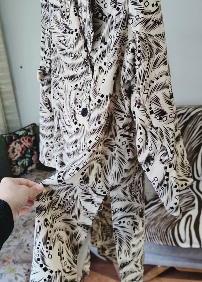 Etekli ceket takım  - Görsel 4