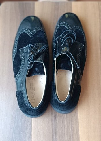 Klasik Siyah Rugan Ayakkabı - Görsel 2