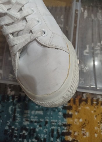 Siyah Detaylı Beyaz Kadın Spor Ayakkabı - Görsel 5