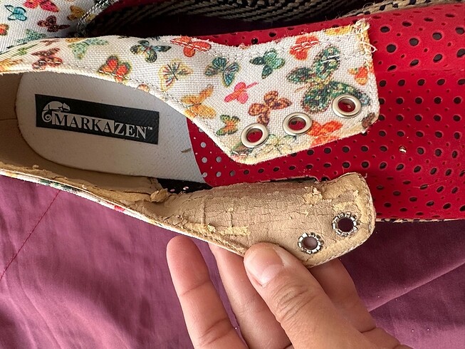 Üç çift ayakkabı - Görsel 4