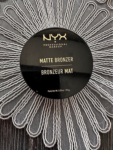 Nyx bronzer