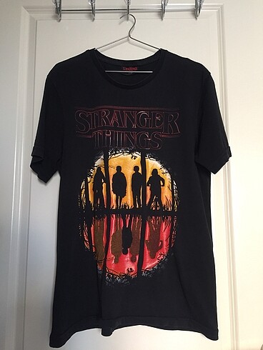 Stranger Things Baskılı Tshirt