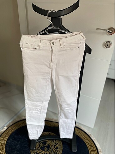 Beyaz kalın skinny likralı yüksek bel pantolon