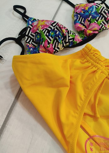 Diğer Sarı Mini Bikini Takımı, Renkli Bağcıklı Üst