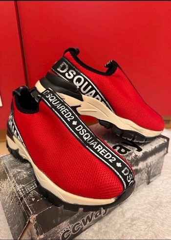 DSquared2 37