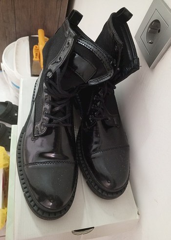 Erkek Bot - Görsel 3