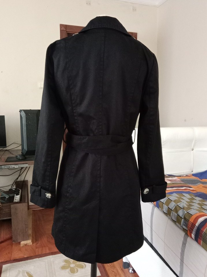 Kemerli Siyah Kadın Trençkot - Görsel 5