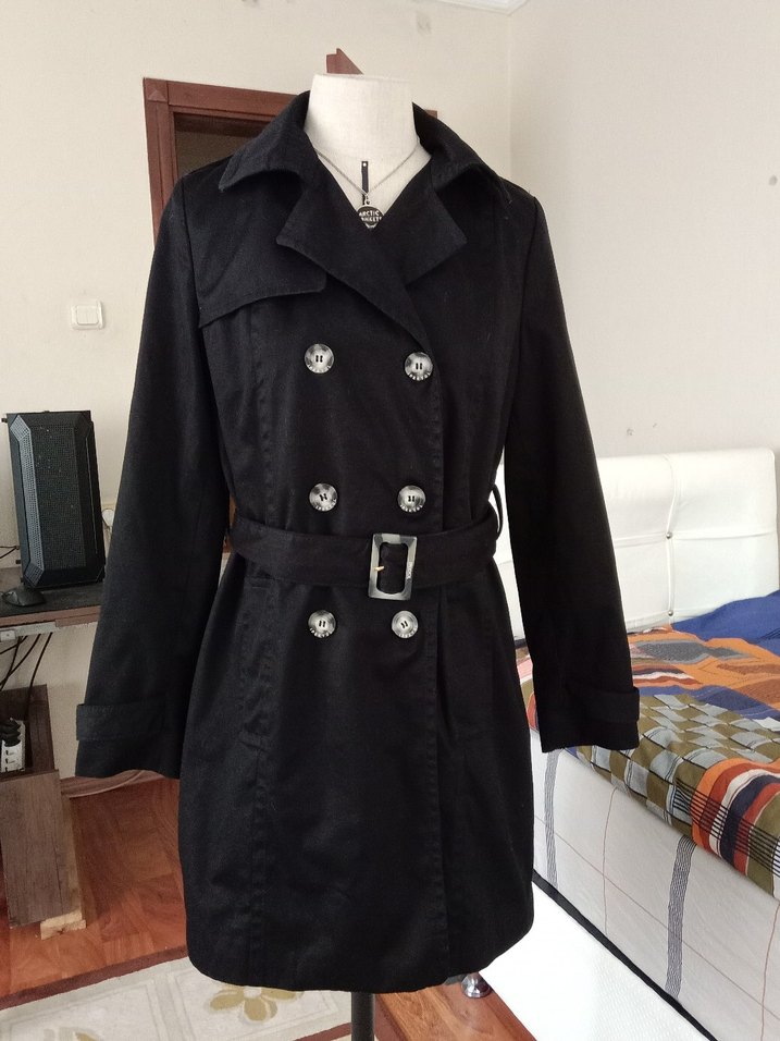 Kemerli Siyah Kadın Trençkot - Görsel 3