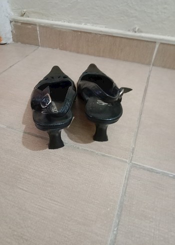 Tokalı Siyah Stiletto Topuklu Kadın Ayakkabı - Görsel 5