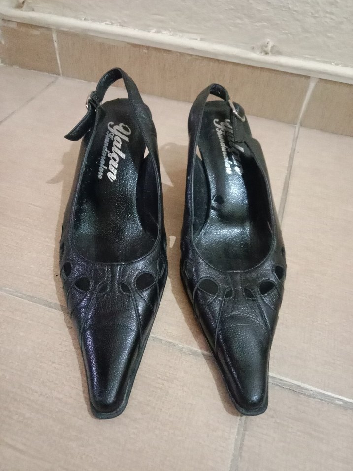 Tokalı Siyah Stiletto Topuklu Kadın Ayakkabı - Görsel 4