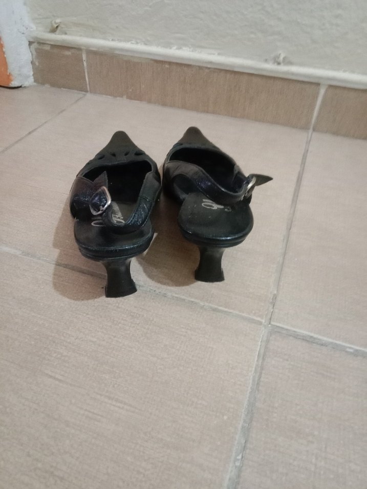 Tokalı Siyah Stiletto Topuklu Kadın Ayakkabı - Görsel 5