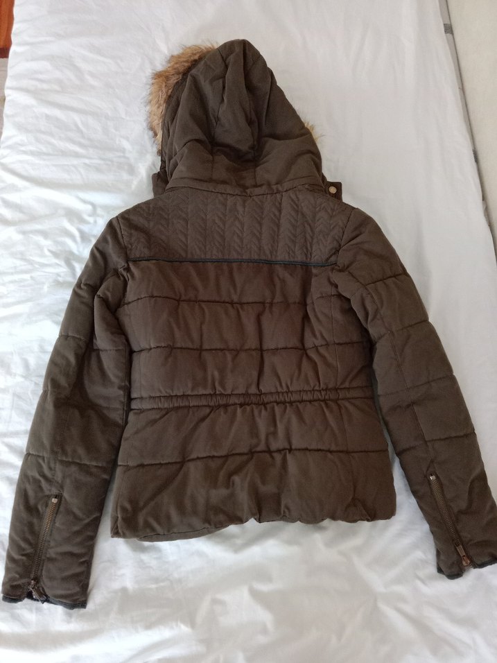 Kürk Detaylı Kapüşonlu Haki  Kadın Mont - Görsel 4