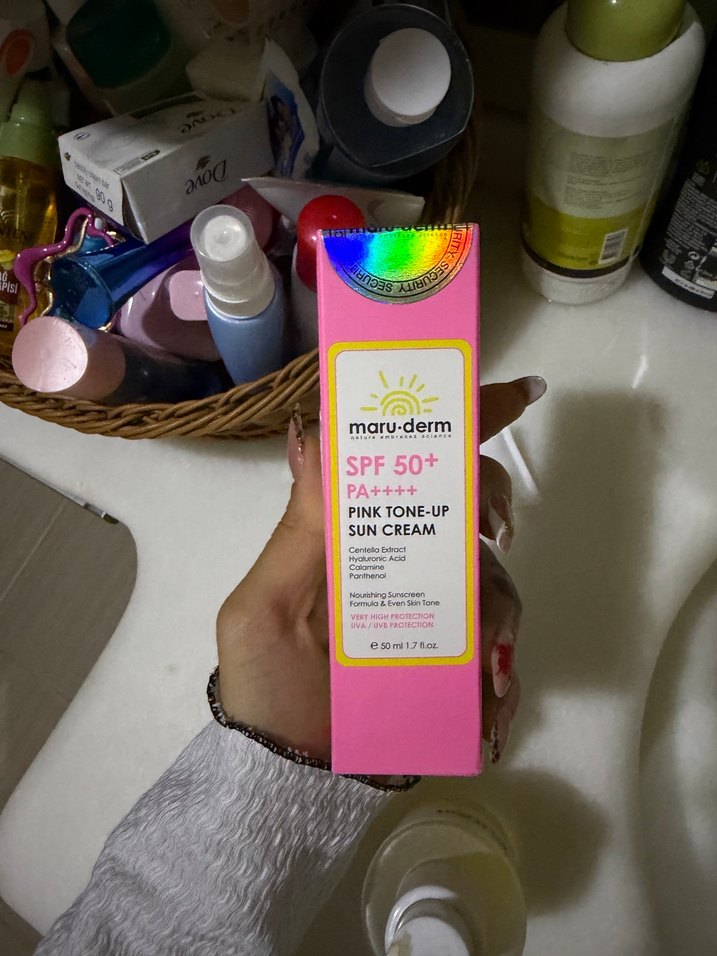 Maru-Derm SPF50+ Pembe Tonlu Güneş Kremi - Görsel 2