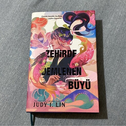 Zehirde demlenen büyü türkçe fantastik roman