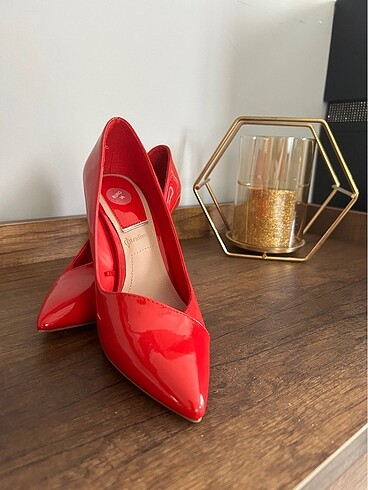 36 Beden kırmızı Renk Kırmızı topuklu ayakkabı