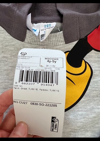 LC Waikiki Mickey Baskılı Kapüşonlu Erkek Bebek Takımı