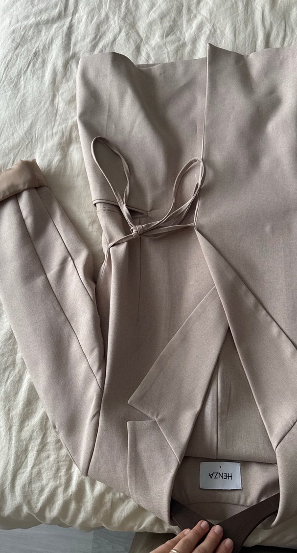 Bej Kadın Uzun Kemerli Blazer Takım  Ceket - Görsel 4