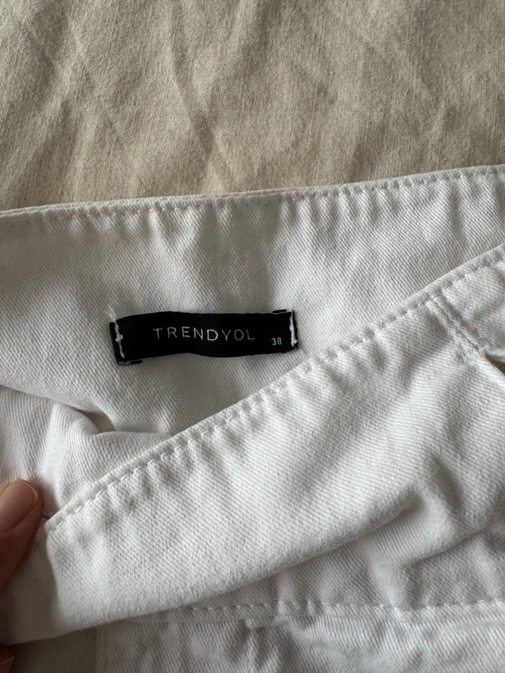 Beyaz Kadın Bol Kesim Yüksel Bel Denim  Pantolon - Görsel 3