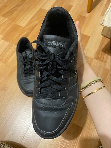 Adidas ayakkabı